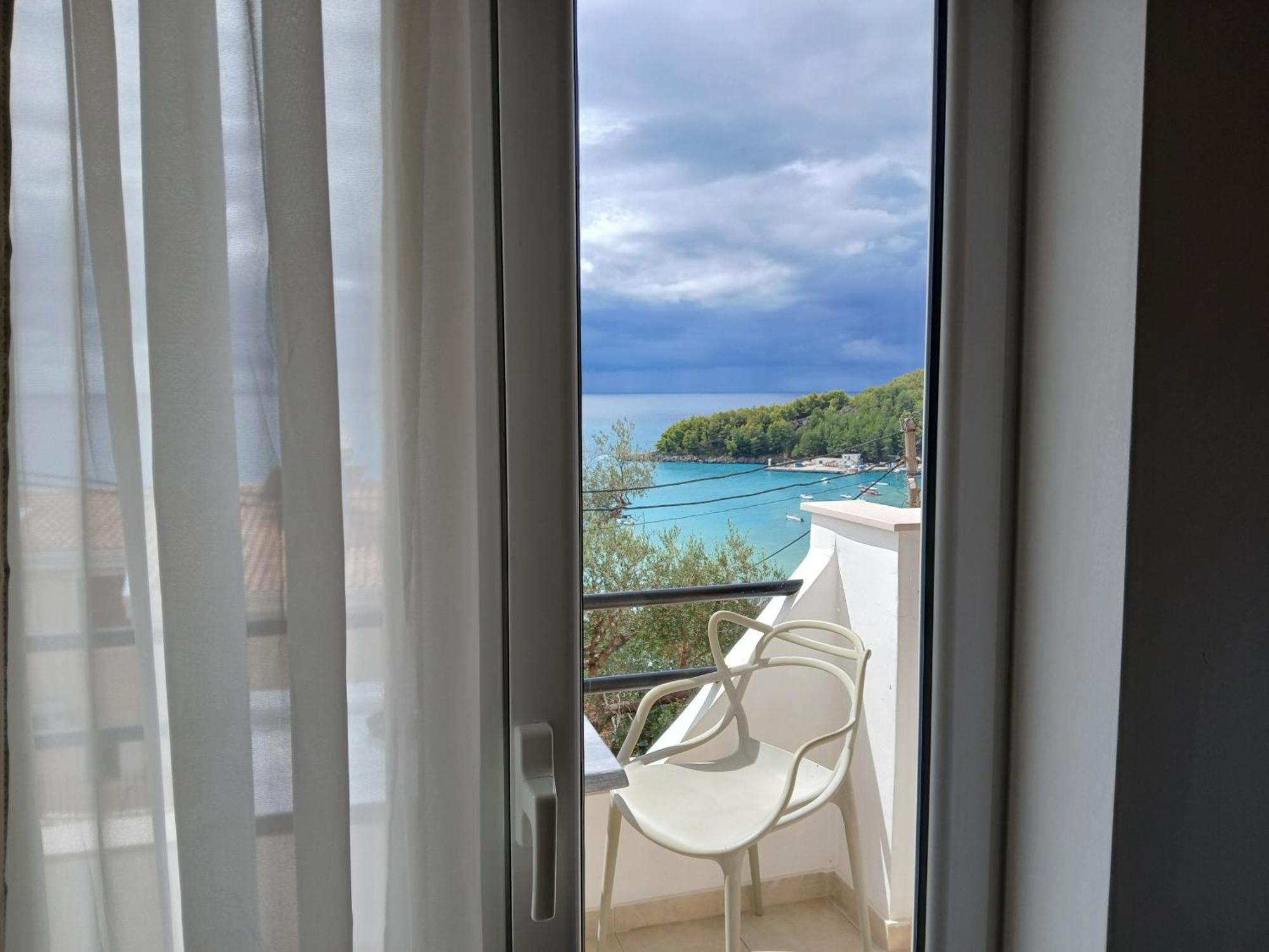 Bel Air Rooms Himare Exterior foto
